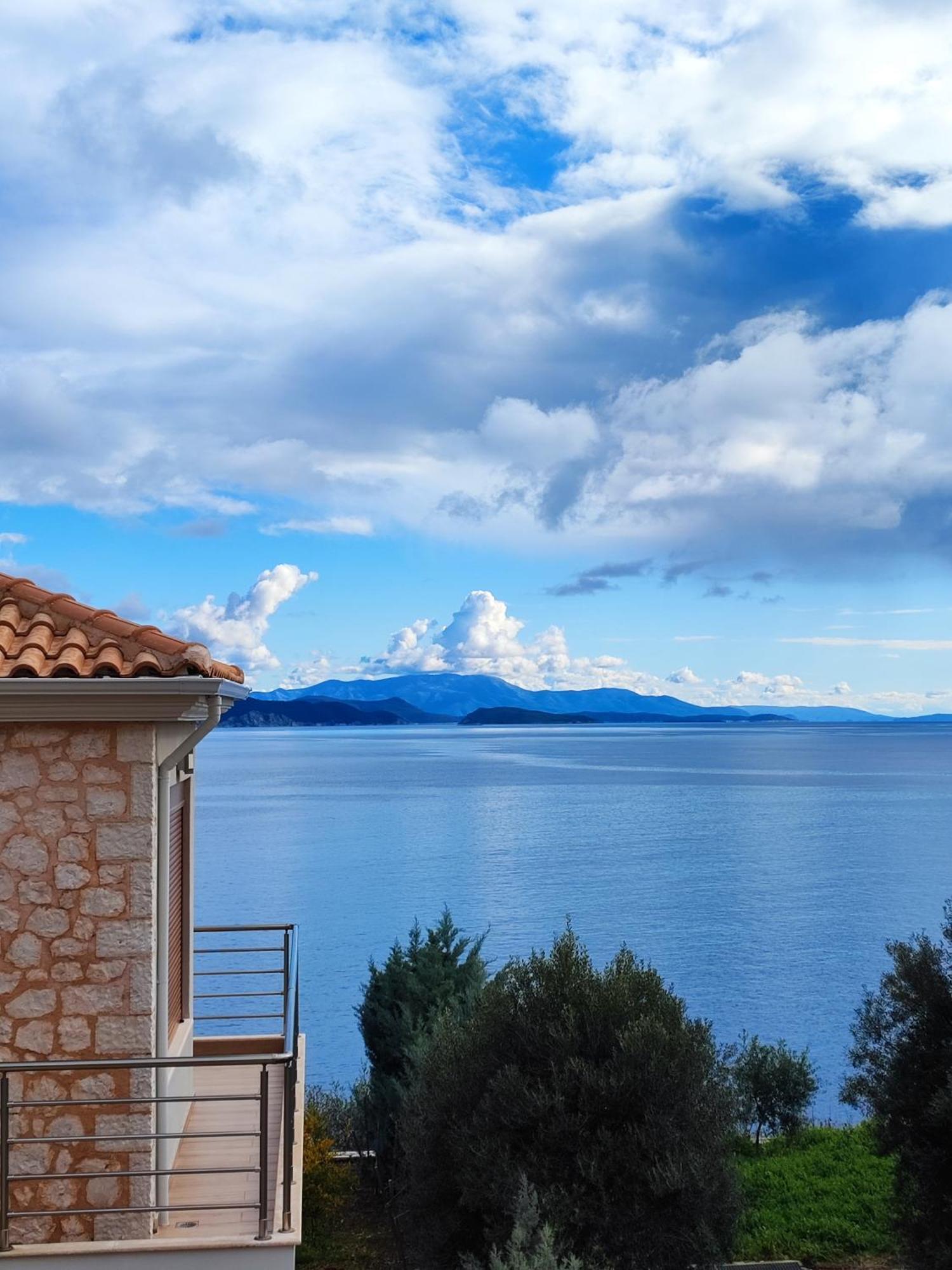 Iris Villas Lefkada - Marine Villa With Private Sea Access Sivota  Exterior photo