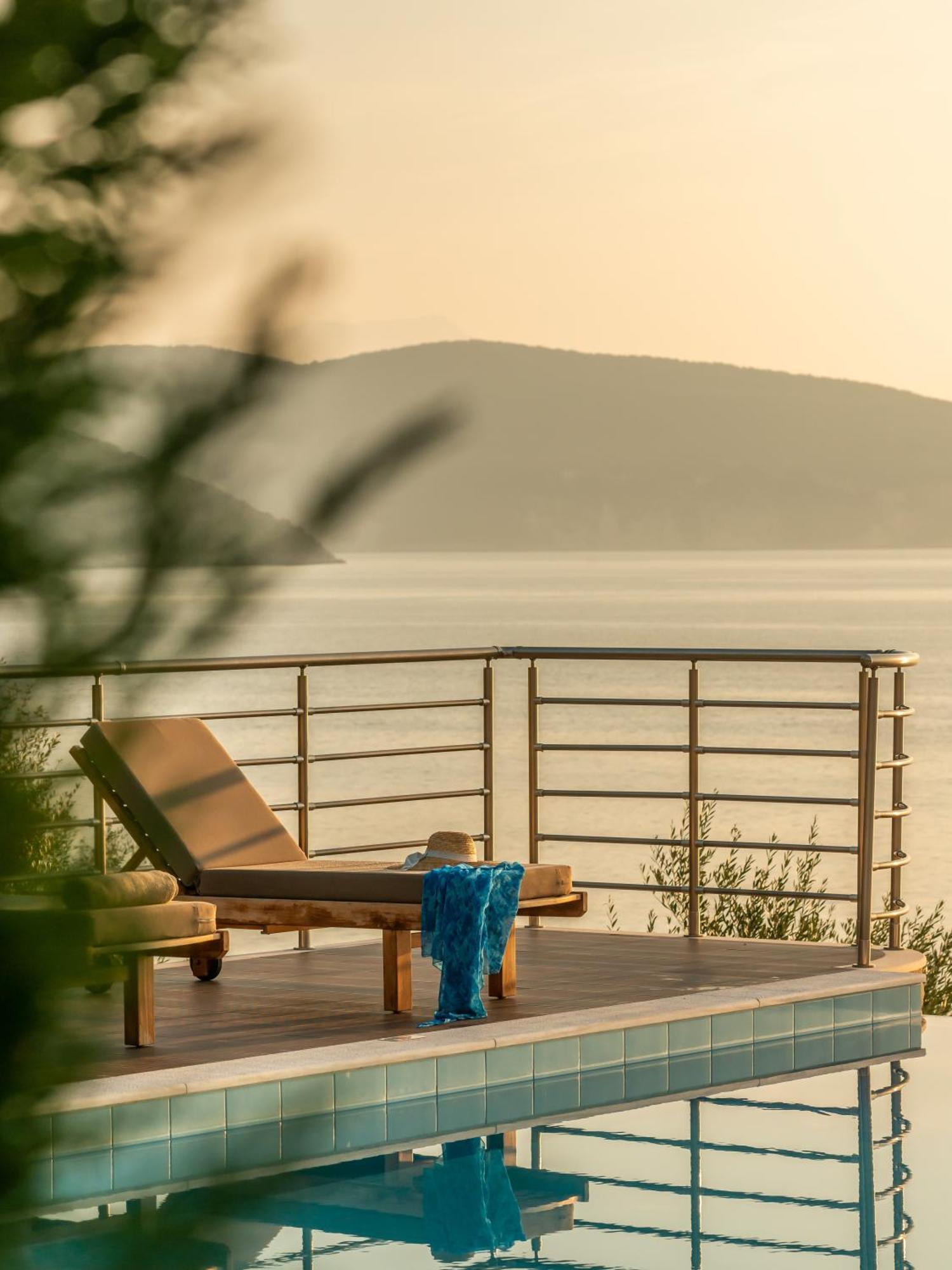 Iris Villas Lefkada - Marine Villa With Private Sea Access Sivota  Exterior photo
